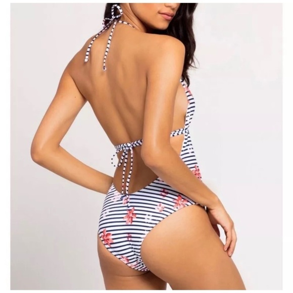 NEW L*SPACE Pamela OnePiece Swimsuit in Floral Bay - Picture 2 of 2